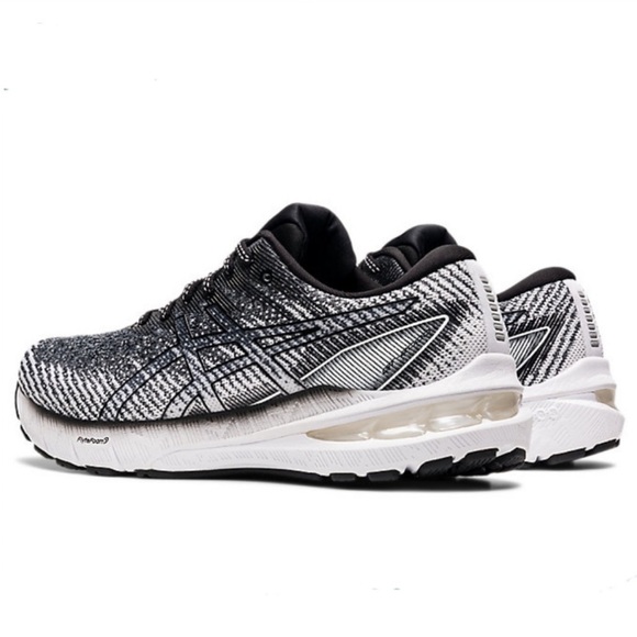 ASICS GT-2000 10 - Picture 3 of 7